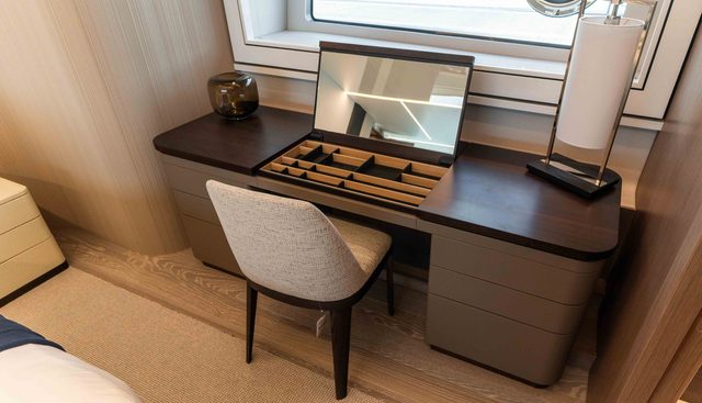 9352490 yacht for sale 35