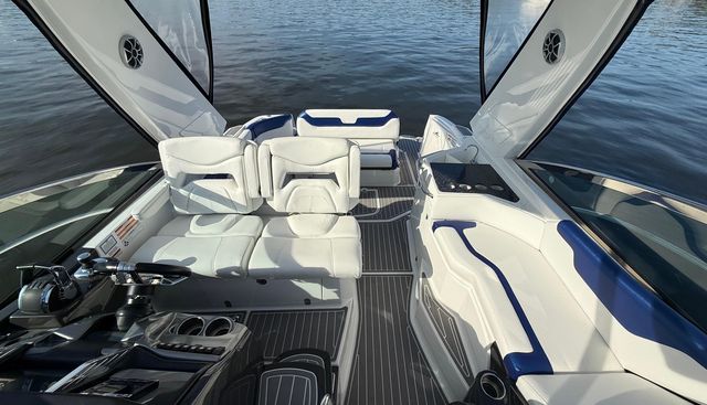 Wanderlust yacht for sale 8