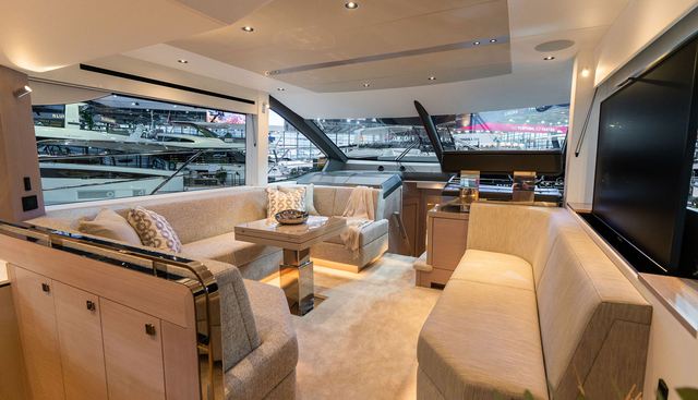 4532656 yacht for sale 23