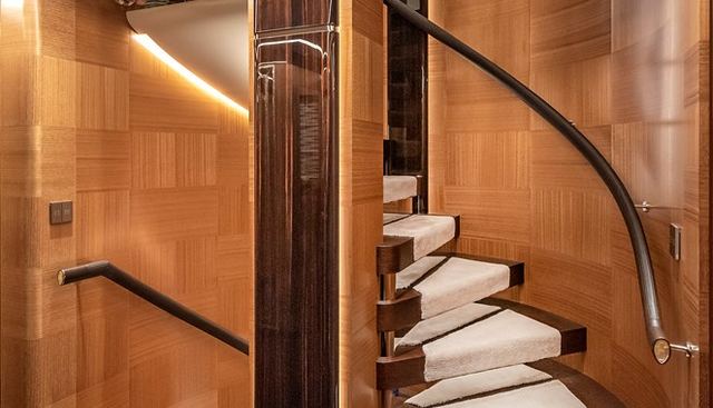 SUNRISE yacht for sale 32