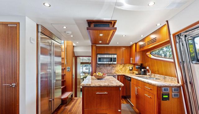 GRIFFIN yacht for sale 10