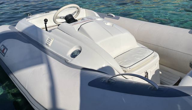 HAPPY HOUR II yacht for sale 24