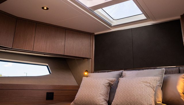 4282555 yacht for sale 3