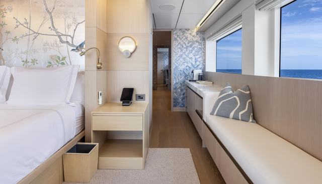 EVELYN P yacht for sale 70