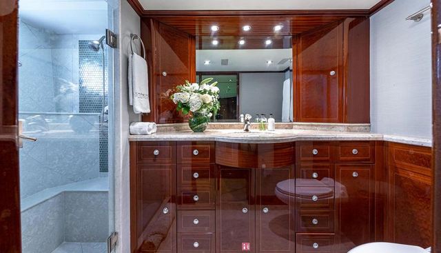 KASHMIR yacht for sale 80