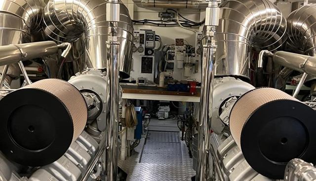 KING II yacht for sale 14