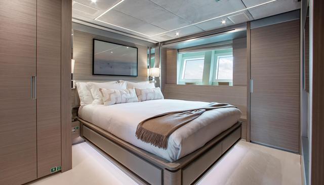EMINA yacht for sale 13