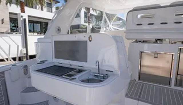 GARBONZO yacht for sale 8