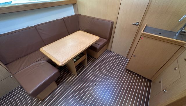 Moonlight Lady yacht for sale 10