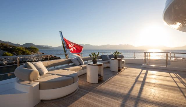 O'Ptasia yacht for sale 29