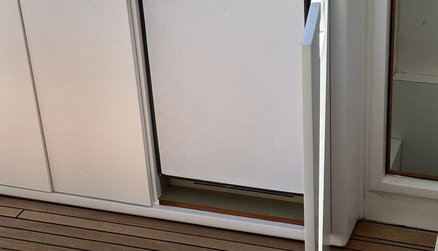 Tecnomar Velvet 90 yacht for sale 12