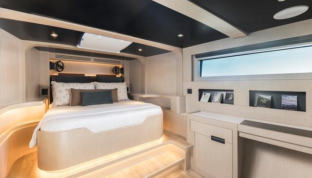 VANGUARD yacht for sale 19