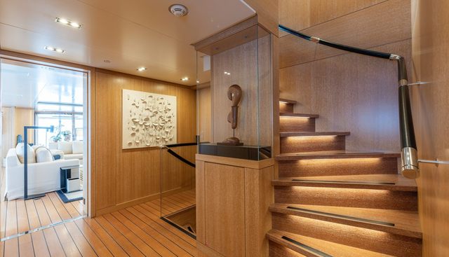 BELONGERS yacht for sale 14