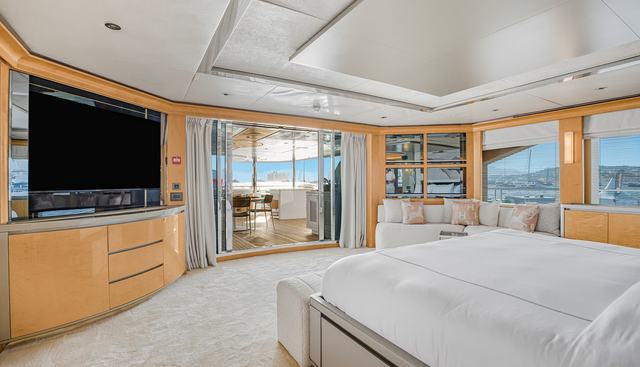 ATLANTIS yacht for sale 27