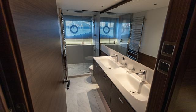 PNY72079 yacht for sale 27