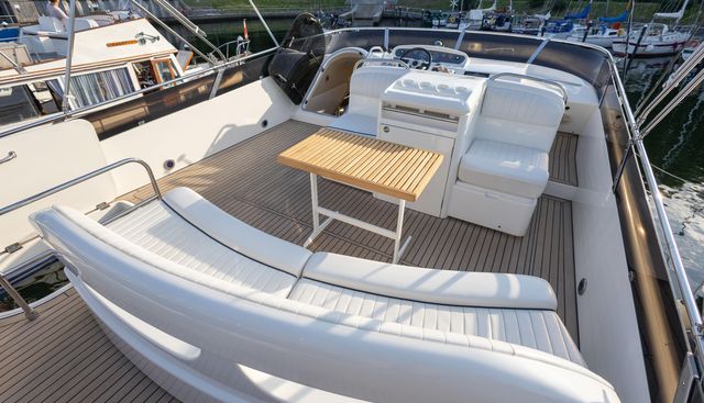 noname yacht for sale 13