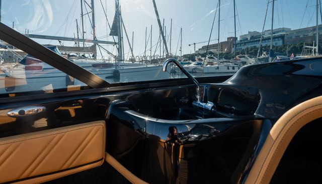 BOBO 8 yacht for sale 23