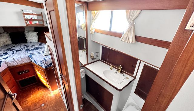 Tortuga Azul yacht for sale 54