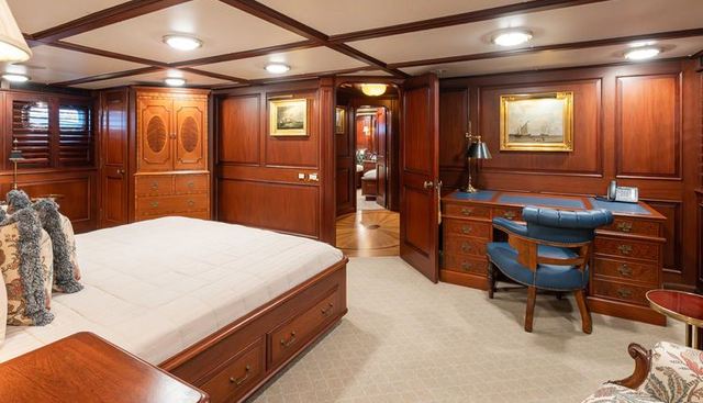 Marlinda yacht for sale 74