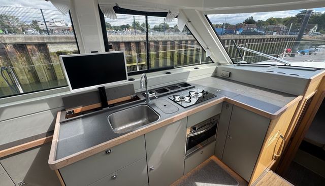 Marelda yacht for sale 12