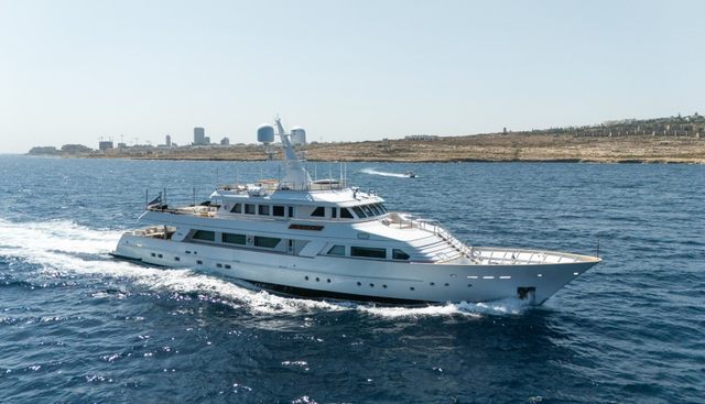 ALAIA yacht for sale 40