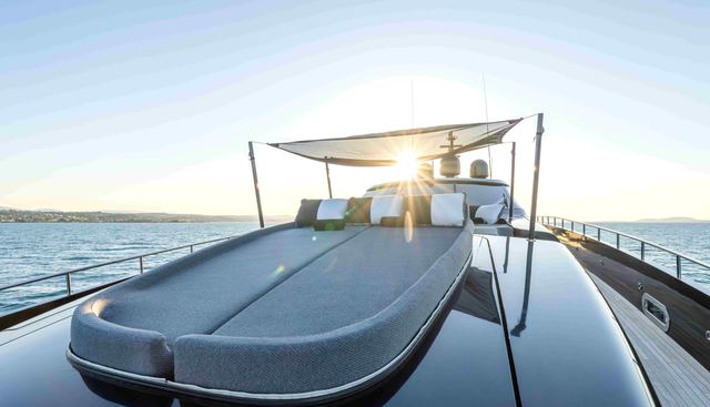 AQUILA yacht for sale 8