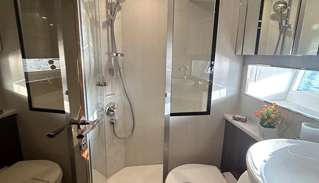 FAIRLINE SQUADRON yacht for sale 19