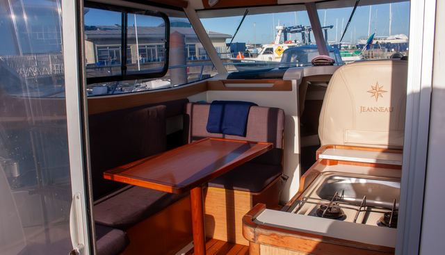 Éalú yacht for sale 14