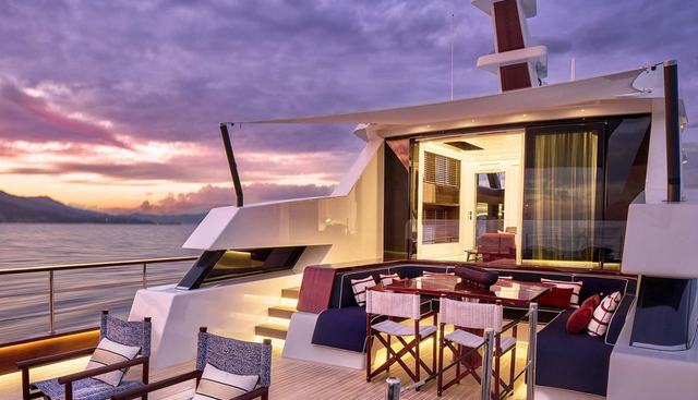 PICCHIOTTI 24 yacht for sale 3