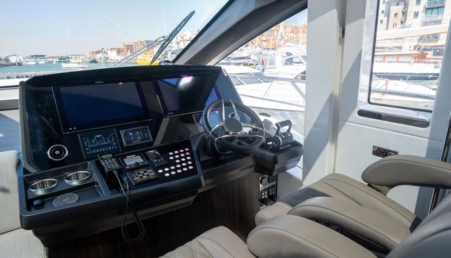 1262475 yacht for sale 25