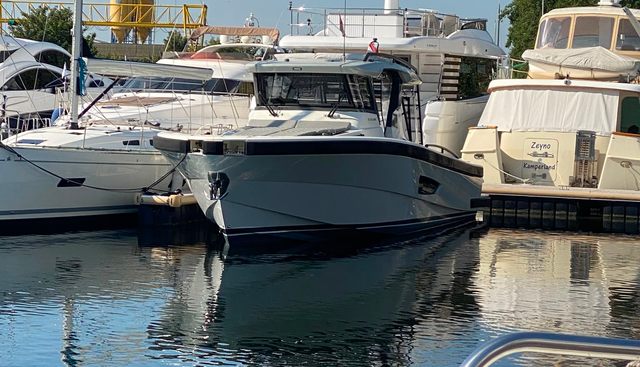 noname yacht for sale 4