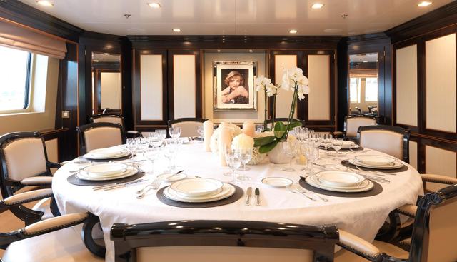 THE WELLESLEY yacht for sale 42