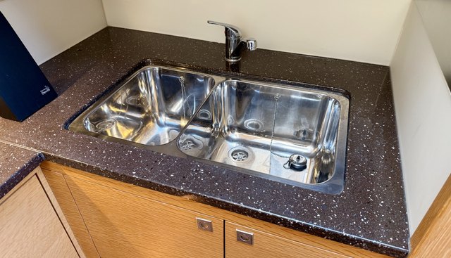 noname yacht for sale 33