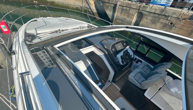 noname yacht for sale 4