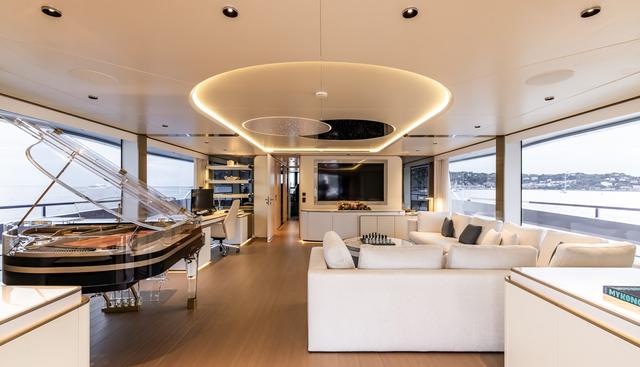 FELICITÀ yacht for sale 8