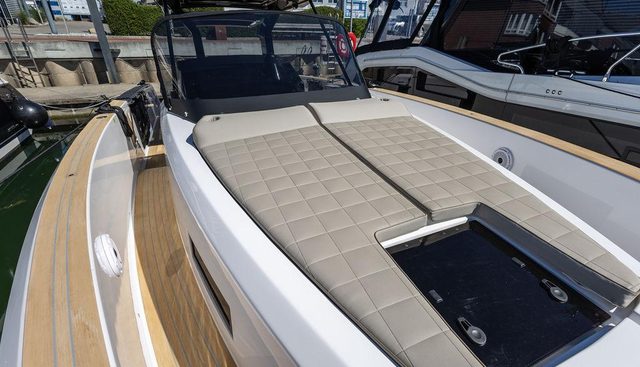 noname yacht for sale 27