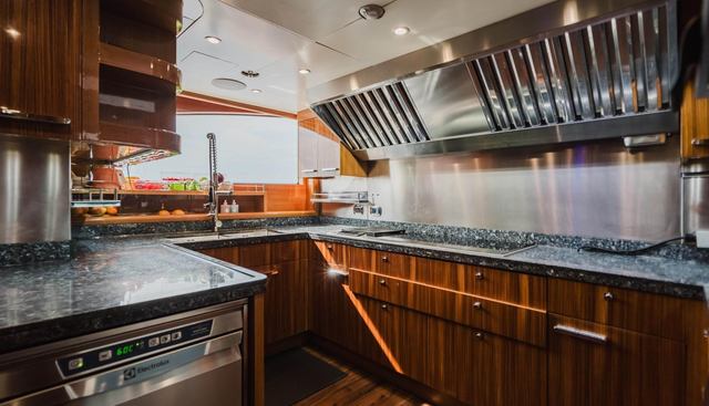 GROOVER yacht for sale 30