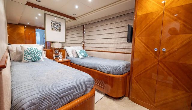 noname yacht for sale 43