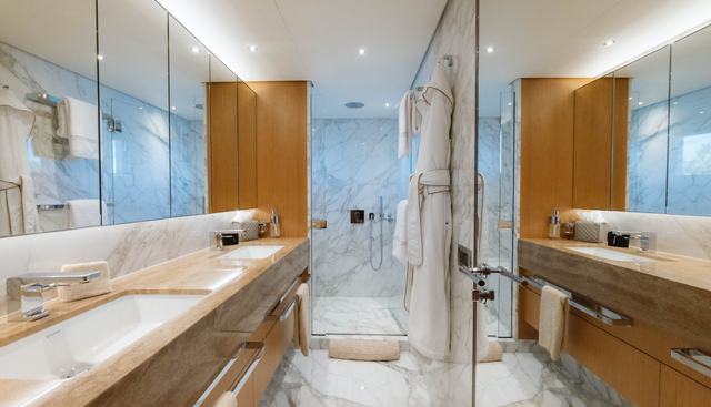 Graycliffs yacht for sale 20