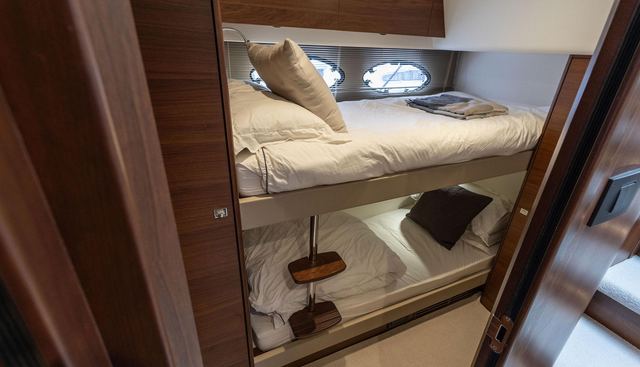 noname yacht for sale 28