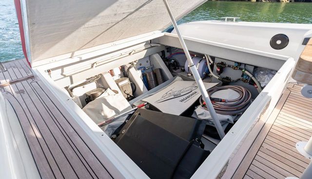 Vagabonda yacht for sale 32
