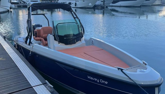 Wavey One yacht for sale 10