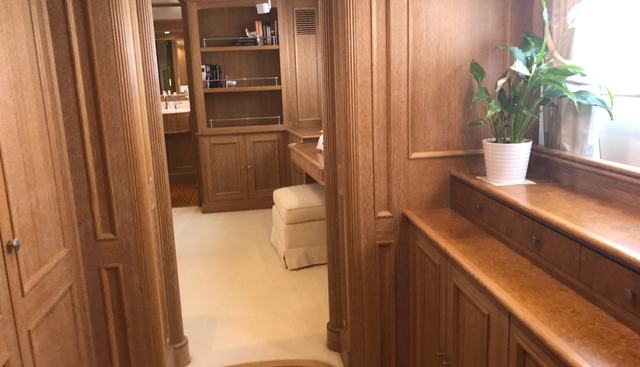 ALBATROSS yacht for sale 10