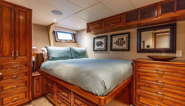 EMPIRE SEA yacht for sale 23