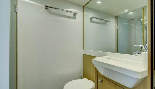 Grand Cru yacht for sale 12