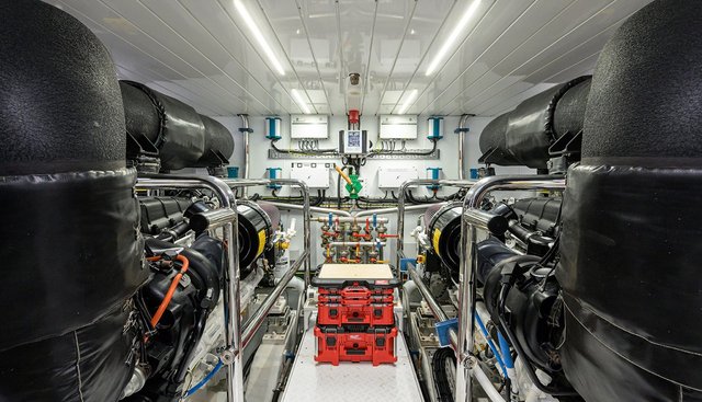 PHOENIX yacht for sale 140