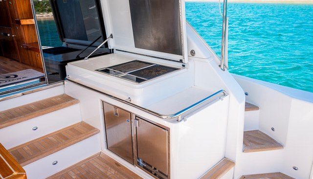 Buzz yacht for sale 15