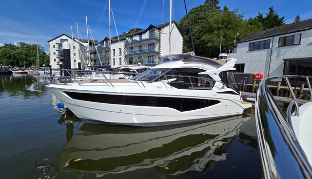 360FLY-052 yacht for sale 5