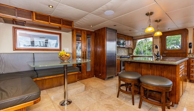 EMPIRE SEA yacht for sale 14