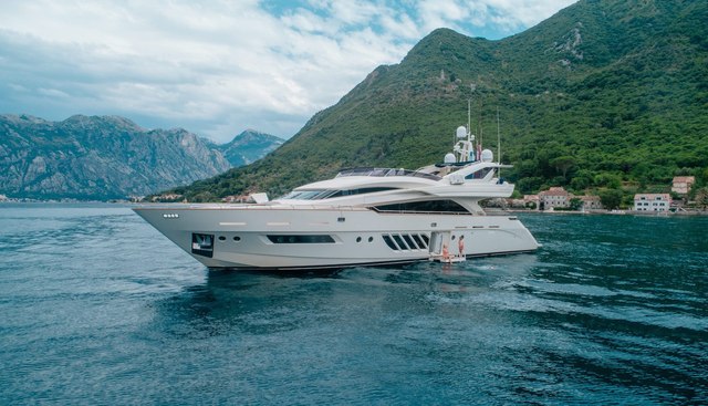 Lady Mura yacht for sale 27